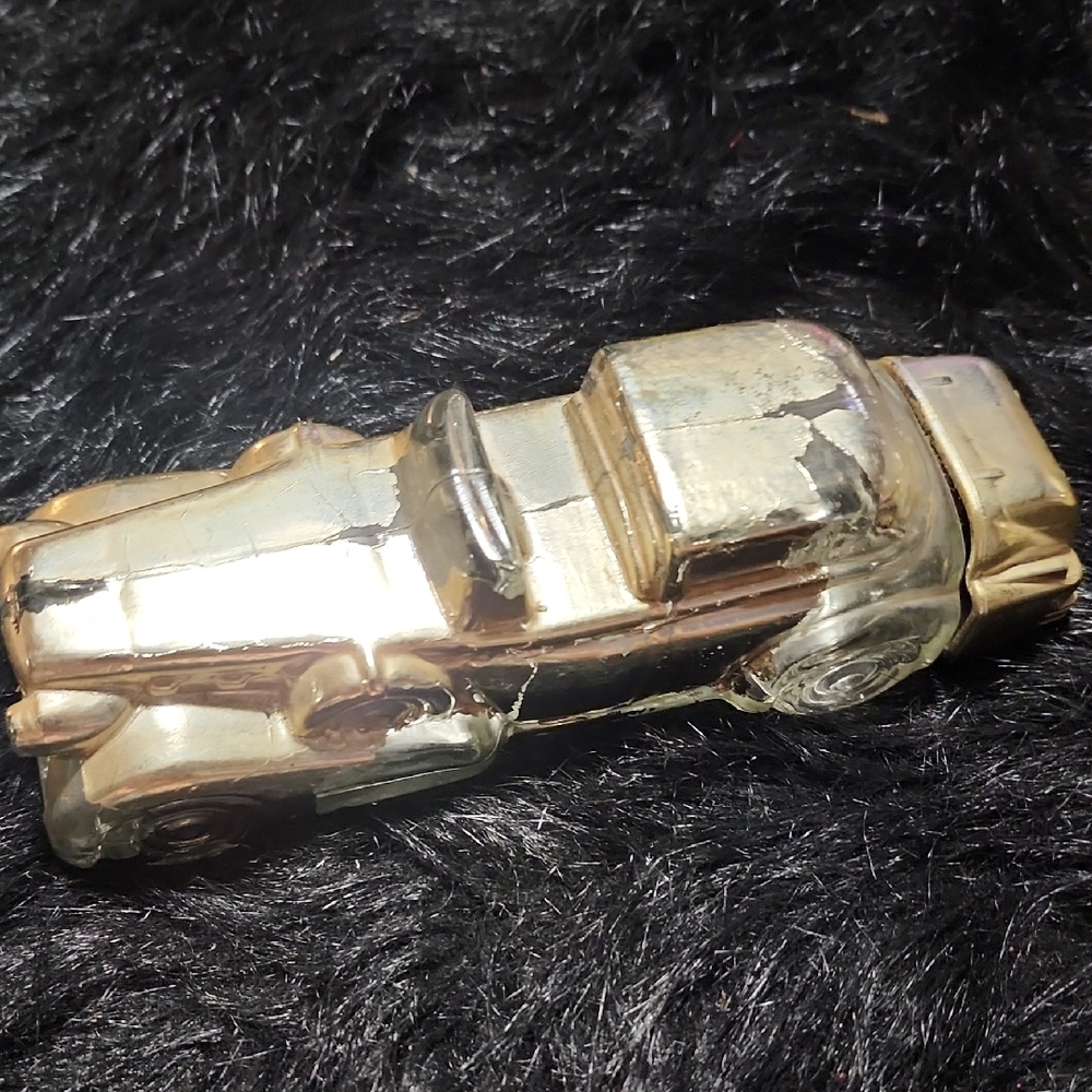 Avon Gold Cadillac After Shave Decanter. EMPTY DECANTER. PAINT PEELING.